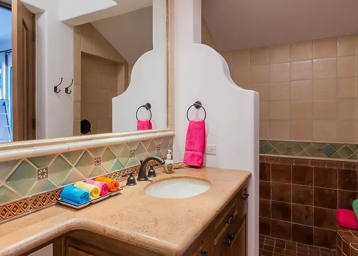 Amazing 5bd Del Mar With Full Staff And Steps From The Villa *