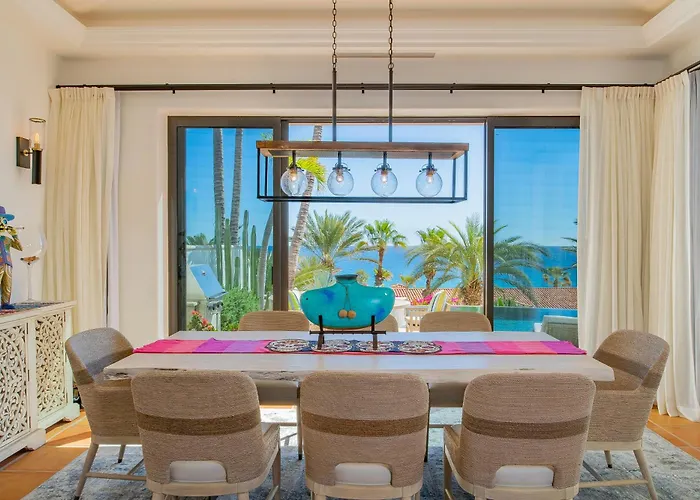 Amazing 5bd Del Mar With Full Staff And Steps From The Villa San José del Cabo