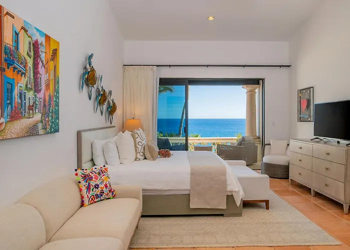 Amazing 5bd Del Mar With Full Staff And Steps From The Villa