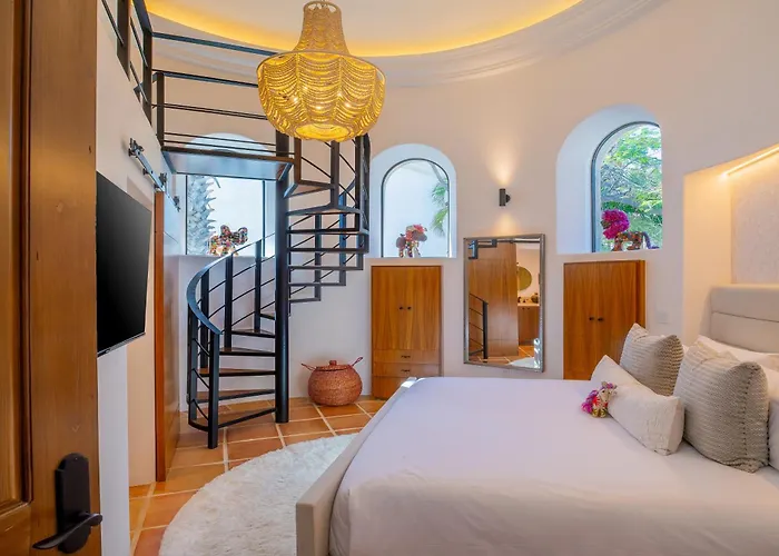 Amazing 5bd Del Mar With Full Staff And Steps From The San José del Cabo