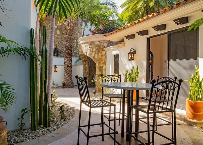 Amazing 5bd Del Mar With Full Staff And Steps From The