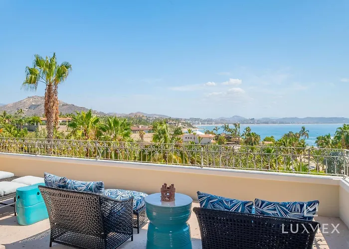 Amazing 5bd Del Mar With Full Staff And Steps From The