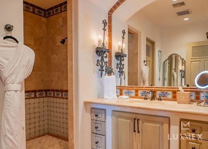 Amazing 5bd Del Mar With Full Staff And Steps From The Villa *