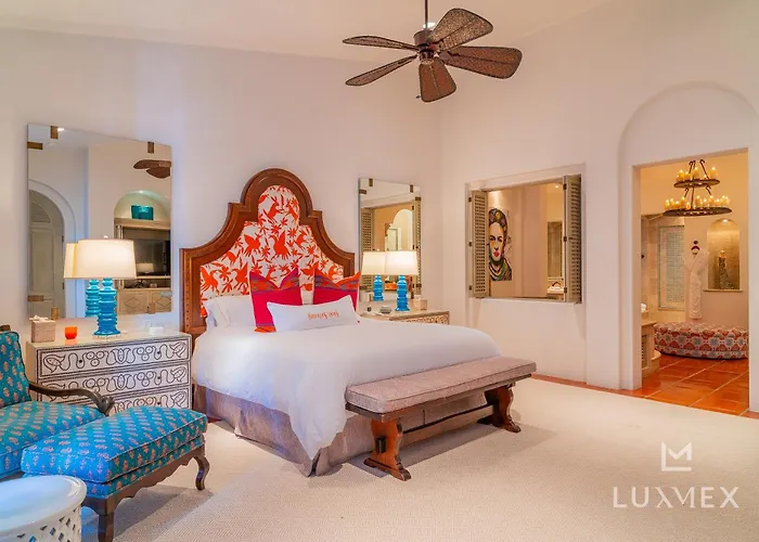 Amazing 5bd Del Mar With Full Staff And Steps From The Villa San José del Cabo