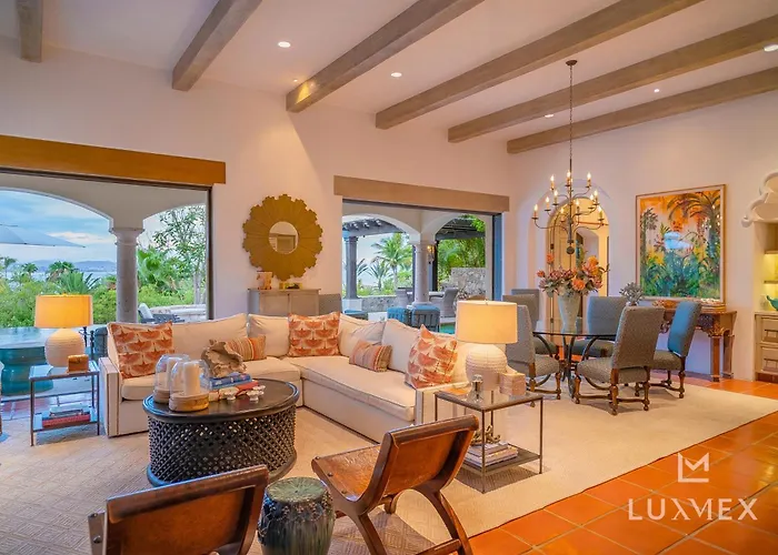 Villa Amazing 5bd Del Mar With Full Staff And Steps From The