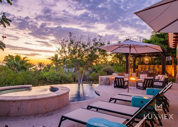 Amazing 5bd Del Mar With Full Staff And Steps From The Villa San José del Cabo