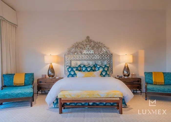 Amazing 5bd Del Mar With Full Staff And Steps From The *