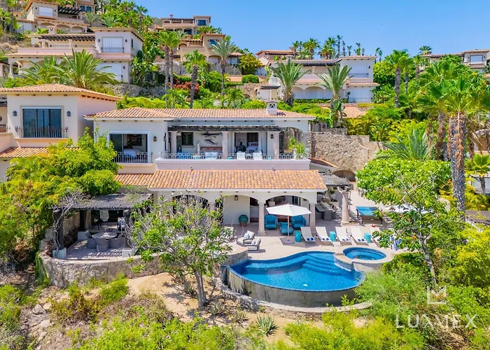 Amazing 5bd Del Mar With Full Staff And Steps From The Villa San José del Cabo